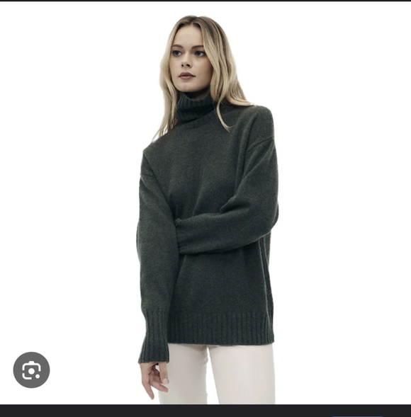 Naadam Luxe Cashmere Sweater - Picture 1 of 5